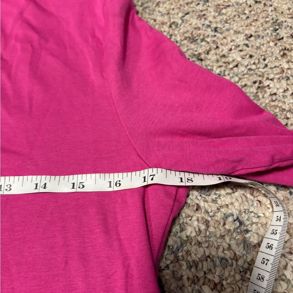 Old Navy Vibrant Pink Long Sleeve Top - Picture 4 of 6